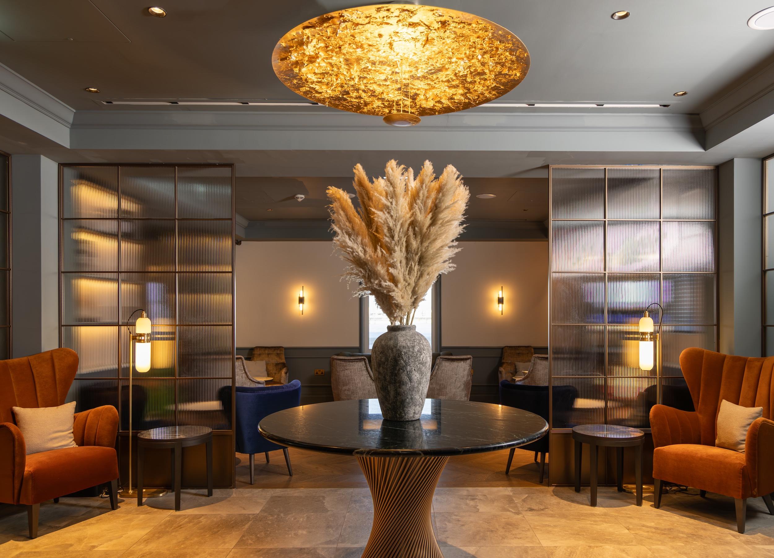 Clubrooms at Heathrow Terminal 3 Entrance Area